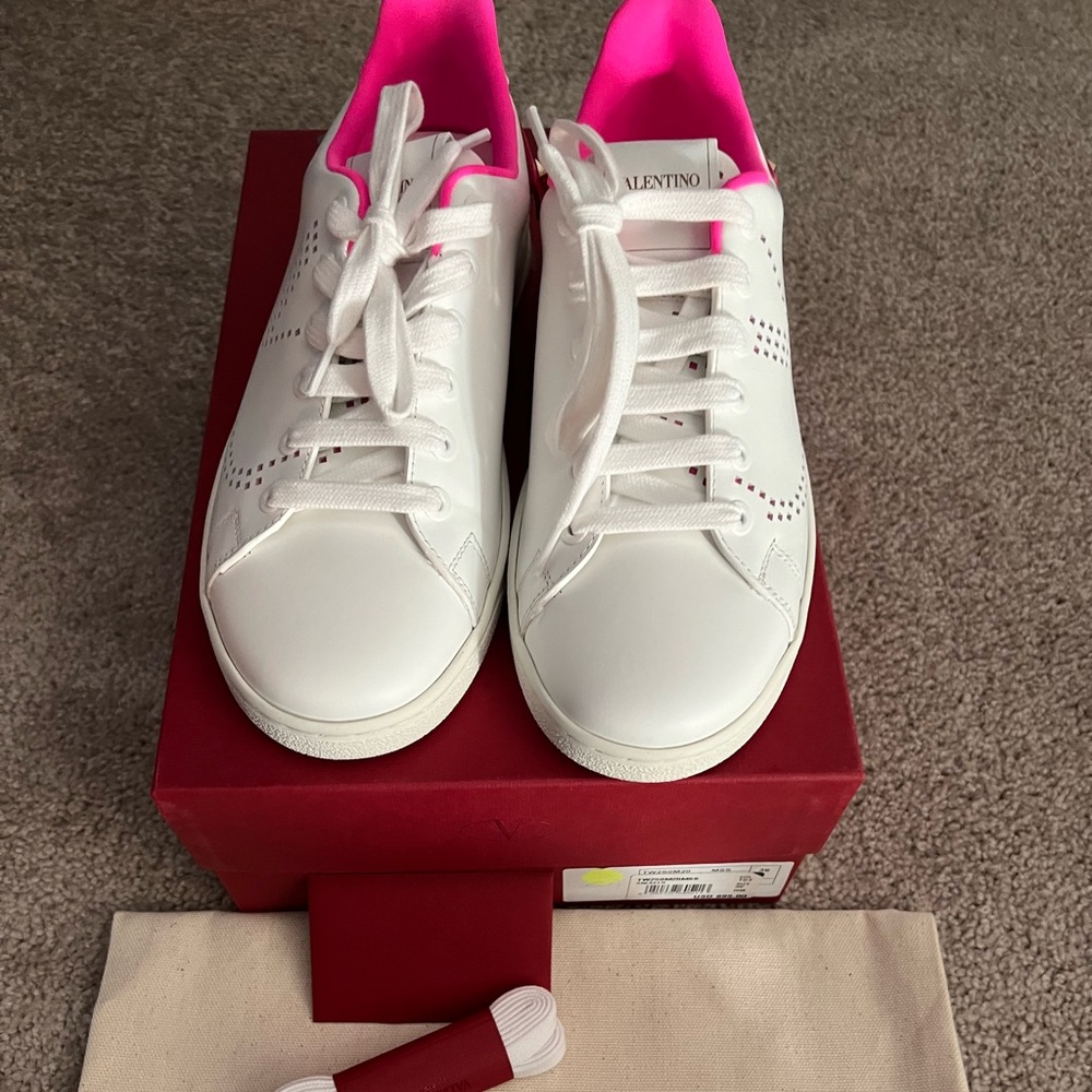 Valentino Pink/White Sneakers 36 (US 6)